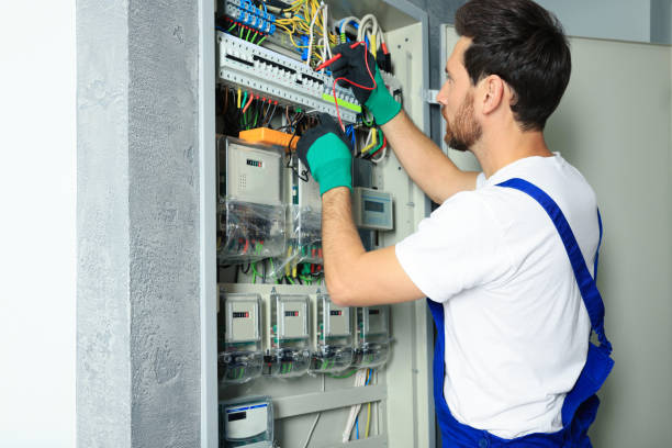 Best Circuit Breaker Repair  in Menifee, CA